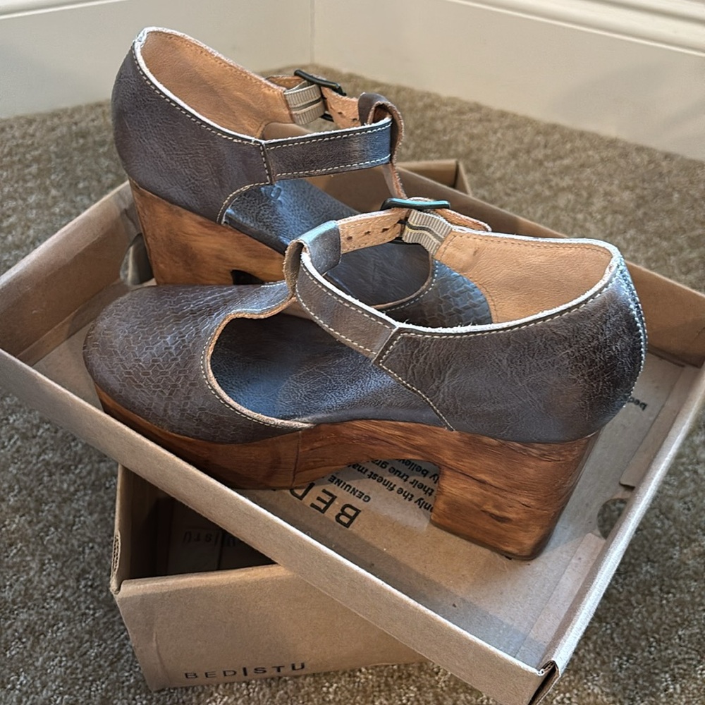 Bed Stu platform Mary Jane shoes.:) - Picture 3 of 9